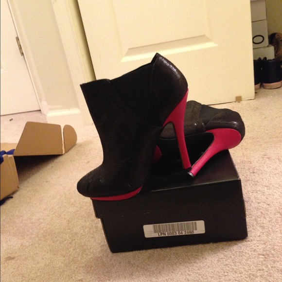 Ankle boots