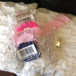 VS thongs bundle (11 PC)