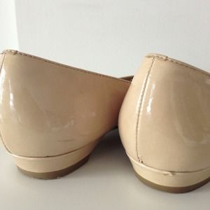 stuart weitzman nude flats