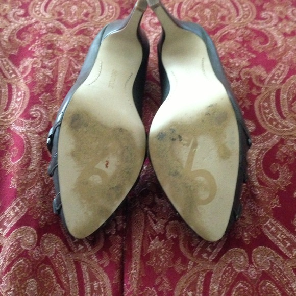 ⚡️SOLD⚡️ to consignment - Picture 3 of 4