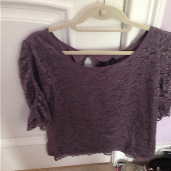 American Eagle Lacey top