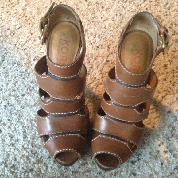 Michael Kors 7 gladiator brown sandals shoes - Picture 4 of 4
