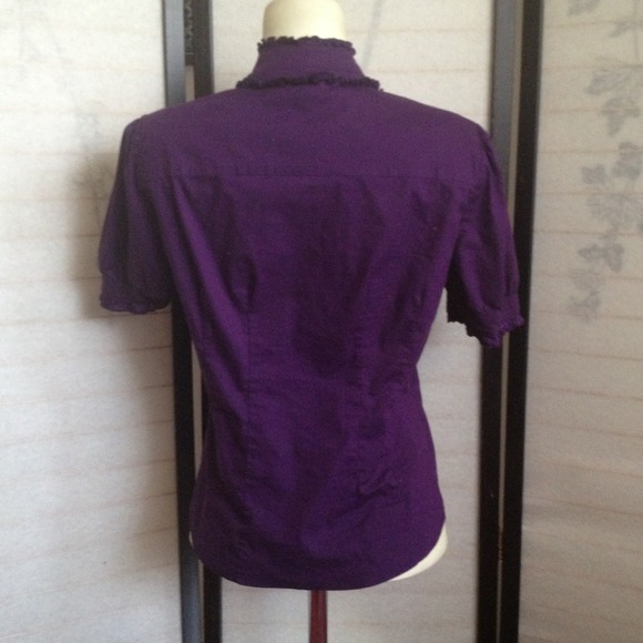 Bebe Ruffle Button Up Top Blouse Large - Picture 4 of 4