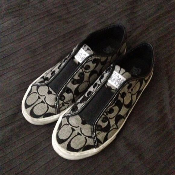 💢TRADED💢 Coach Shoes/Mini-Straightner
