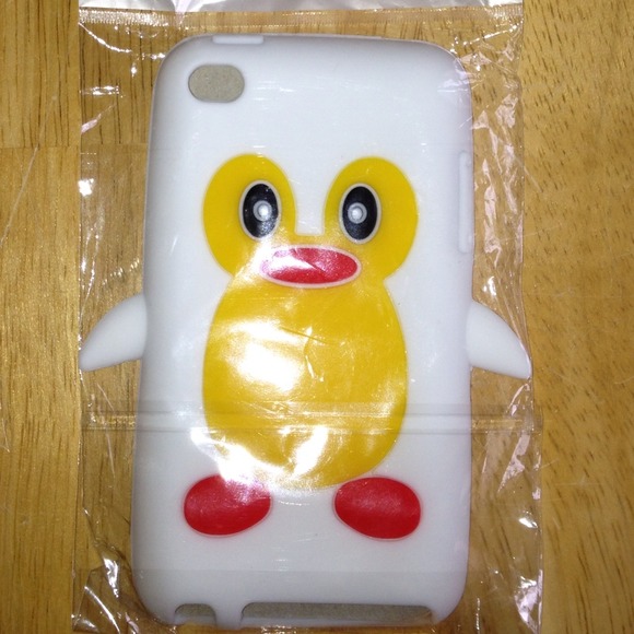 SOLD!!!!!🐤iPod Touch 4 Case