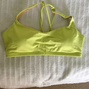 Lululemon sports bra