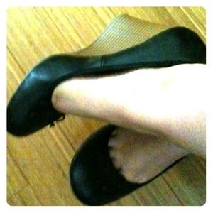 New Old navy stacked heel ballerina flats  wedges