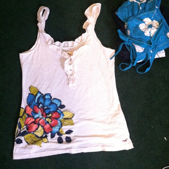 3 Medium Hollister Tops