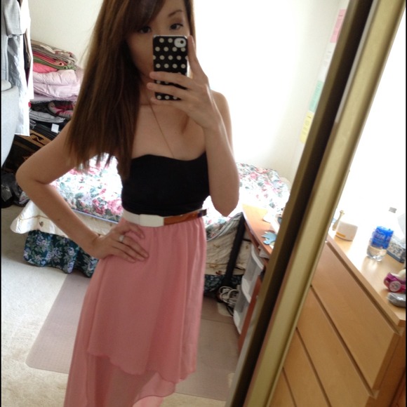 ❌NOT AVAILABLE❌💕NWOT Pink Chiffon Hi-Lo Dress💕 - Picture 2 of 4