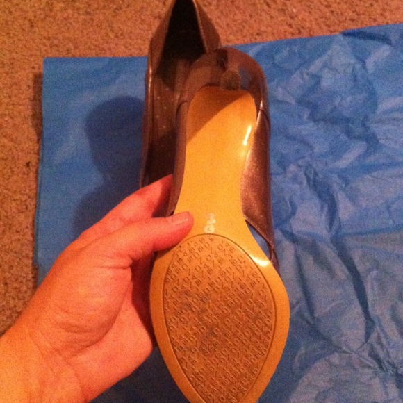 Bandolino heels - Picture 2 of 4