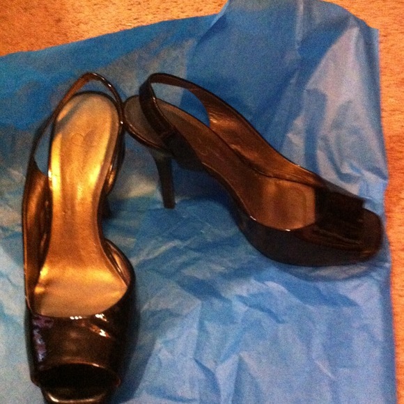 Jessica Simpson heels - Picture 1 of 3