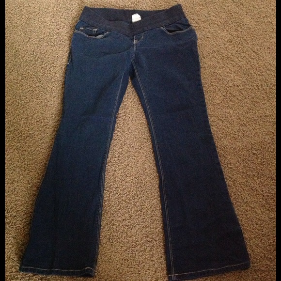 Bundle:maternity stretch jeans,2 H&M maternity top