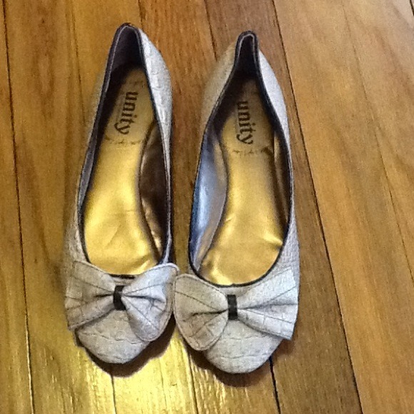 CARLOS SANTANA UNITY FLATS SIZE 7