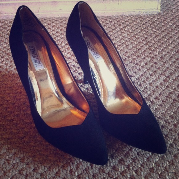 Black Jennifer Lopez heels! - Picture 1 of 3