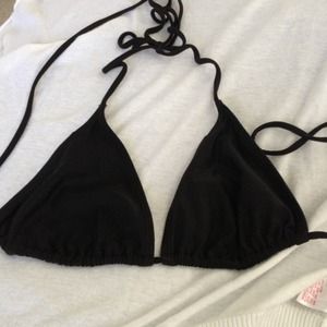 Black bikini top
