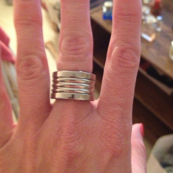 Michael Kors barrel ring size 6