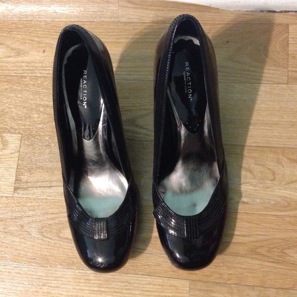 Black Kenneth Cole Heels