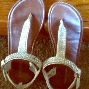 Cute flip flops.