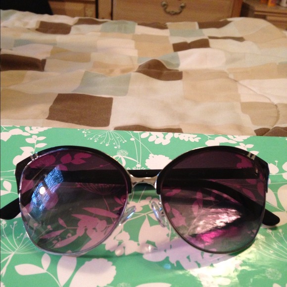 SOLD TO @jbnyc924