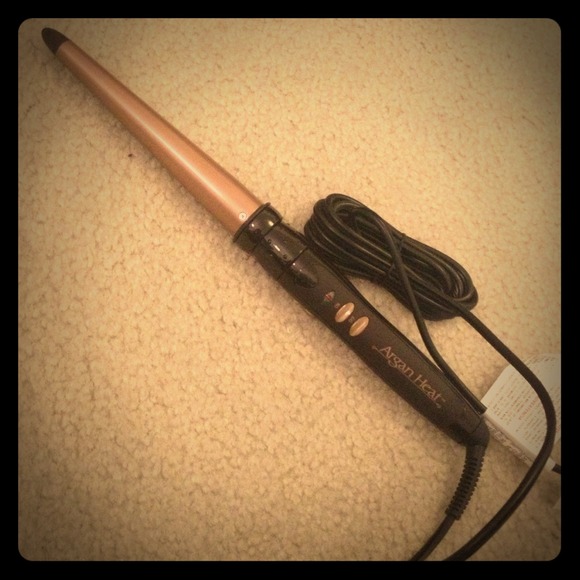 TRADED!!!! Argan Heat curly iron. Never used.