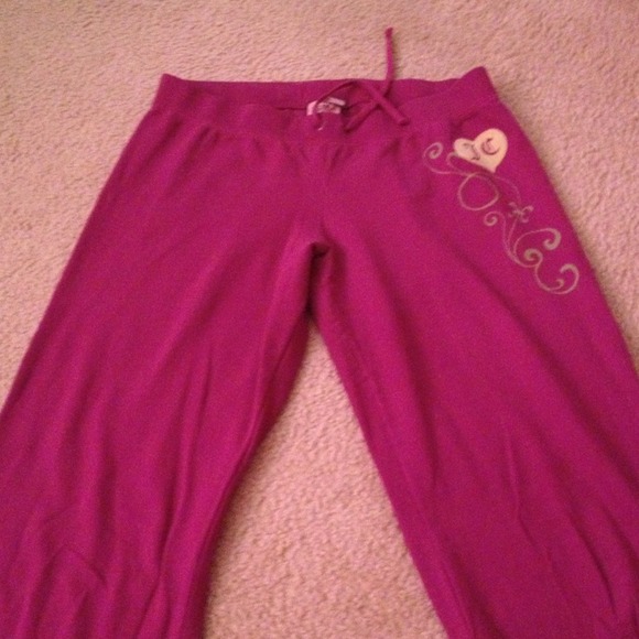 Juicy Couture pants burgundy Large