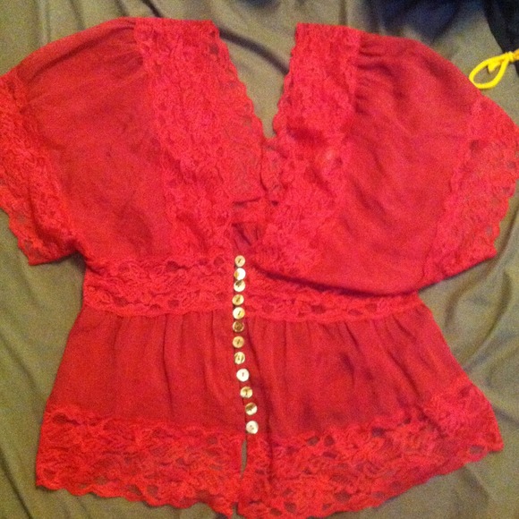 Pink lace flowy shirt.