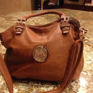 Cute caramel  real leather handbag nwt