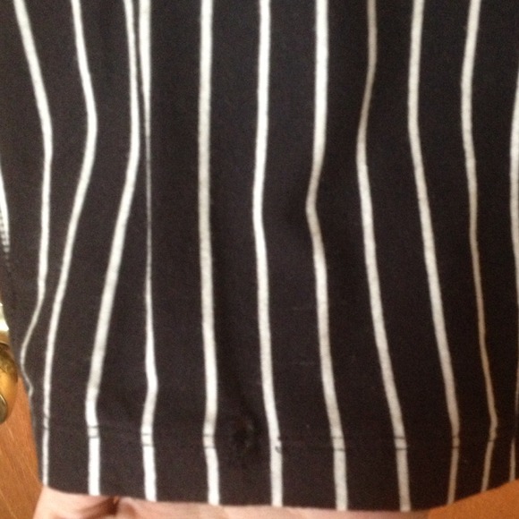 🎀SOLD🎀 STRIPE DOWN DRESS - Picture 2 of 3