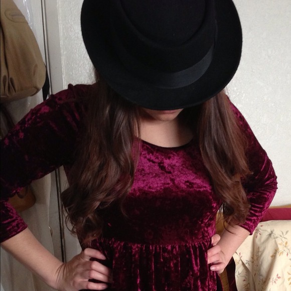 Final sale ! Color : Cherry.  size: XL