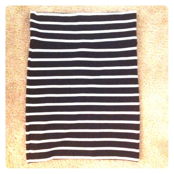 SOLD 🎀 ON SALE!! STRIPE SKIRT