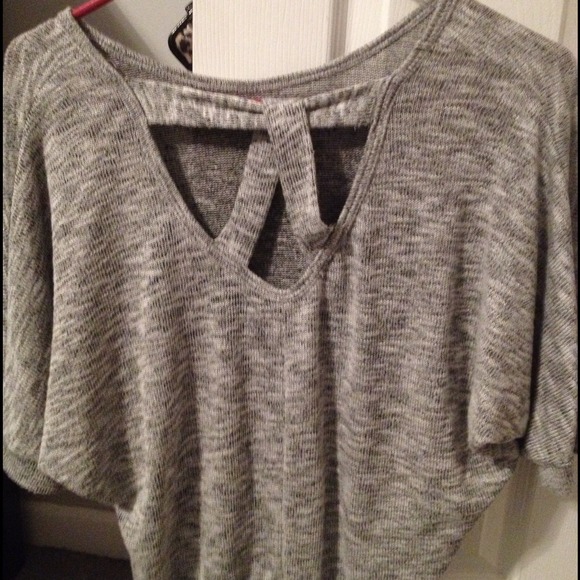 Feather Half Sleeve - Picture 2 of 2