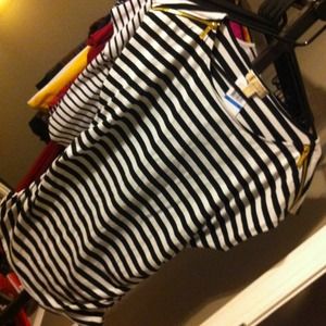 Zipper Navy & White Michael Khors Top