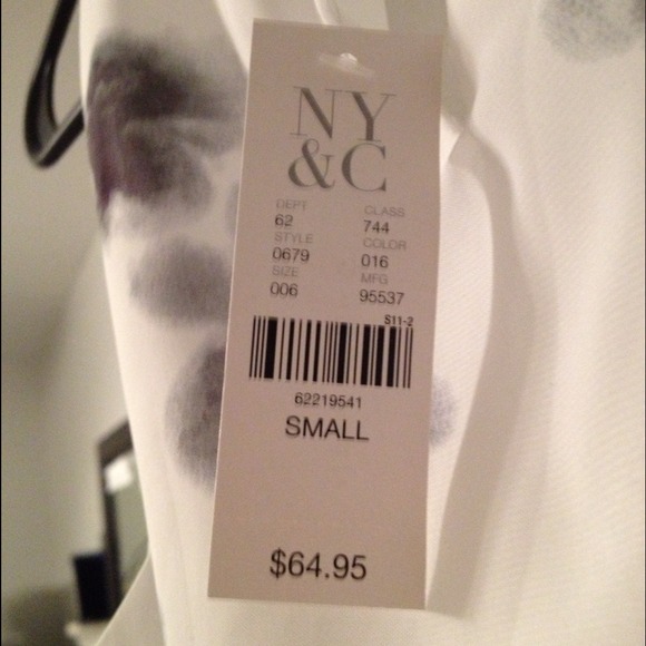 White and Black Summer Dress - Picture 4 of 4