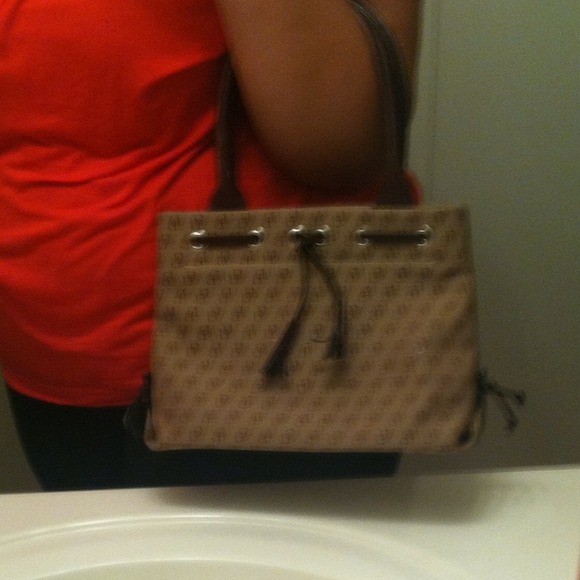 💯 AUTHENTIC Dooney & Burke Small Tote - Picture 3 of 3