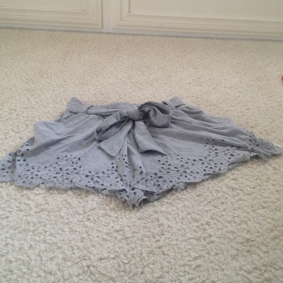 H&M high waist shorts size S