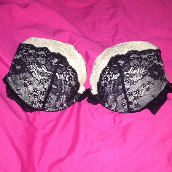 TRADED💖Victoria's Secret💖 Dream Angels Plunge😍