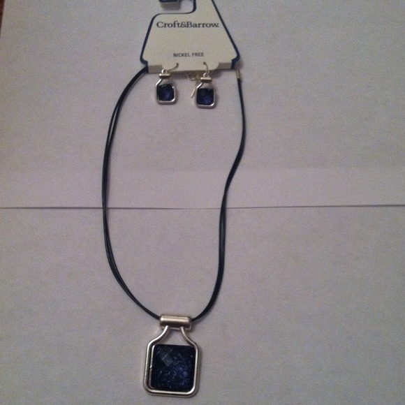 *SOLD! Croft & Barrow necklace and earring set.