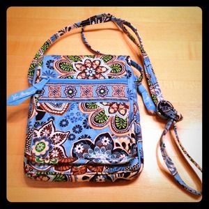 Vera Bradley Mini Hipster reserved for @arielakt