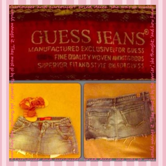 ⛔Traded⛔ GUESS mini skirt