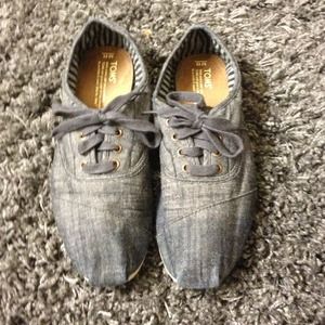 *SOLD* Mens Ash denim Tom's