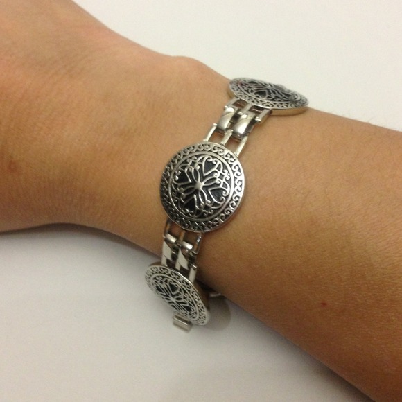 Cute bracelet