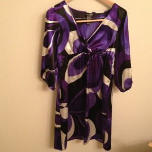 Lovely 3/4 length sleeve dress.