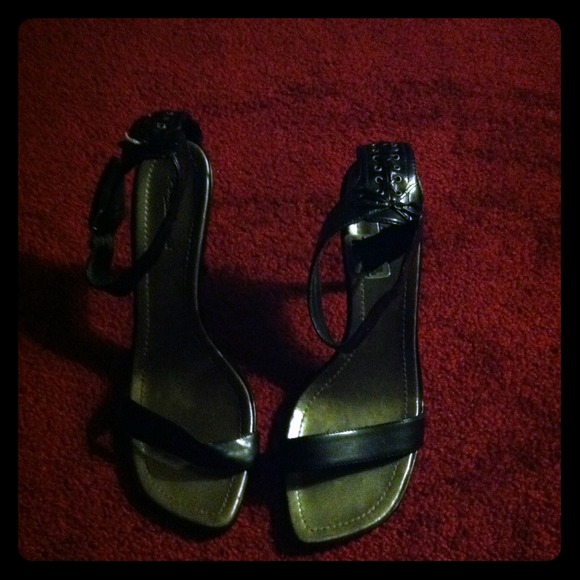 Shoes for partying