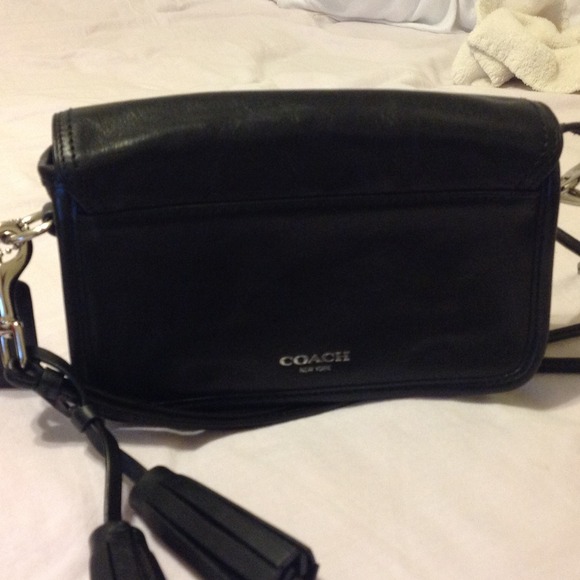 Coach purse - Picture 2 of 4