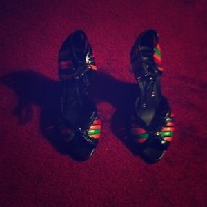 Patent and leather fierce wedges