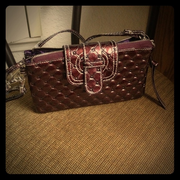 Burgundy Wristlet - Picture 1 of 2