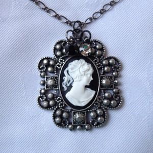 Black and White Lady Cameo Victorian Necklace
