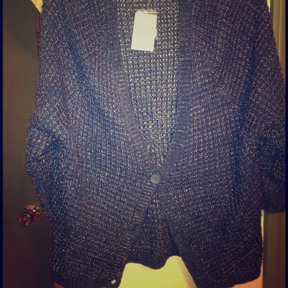 3/4 sleeve cardigan navy blue with bronze detail
