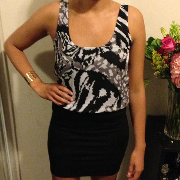 NWT GUESS DRESS!! NEVER WORN