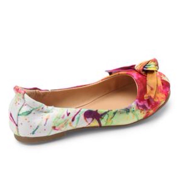 Steve Madden Flat - Picture 2 of 2